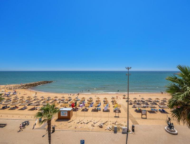 Princess Retreat Beautiful Modern Aprt 2 Min Walk From Quarteira Beach Exterior photo